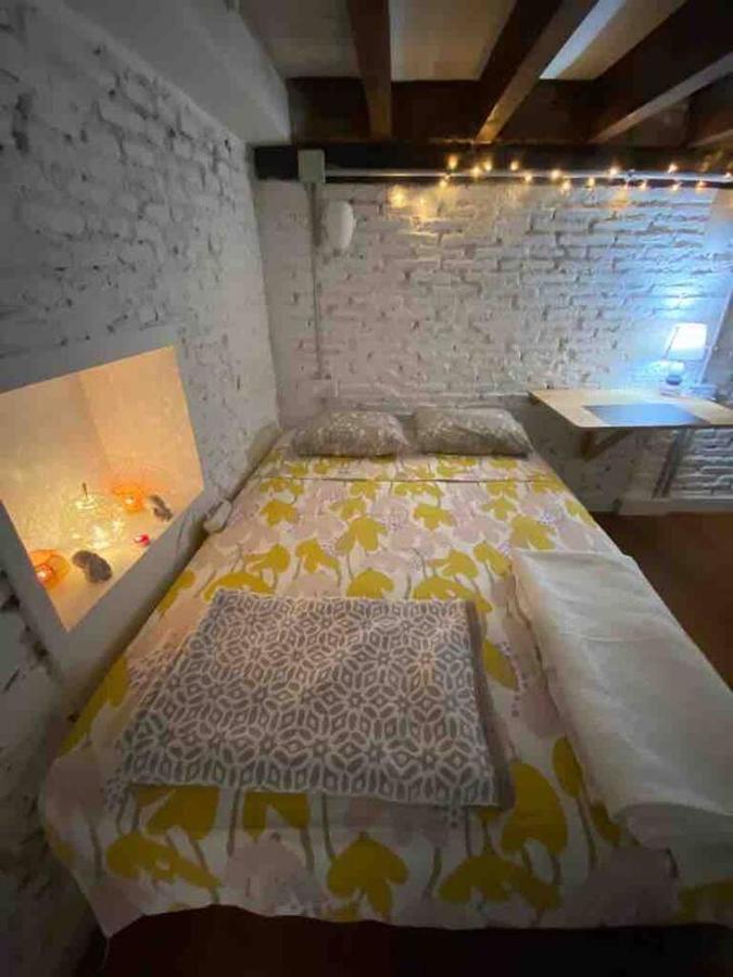 Airbhouse Private Rooms & Apartments Sevilla Eksteriør bilde