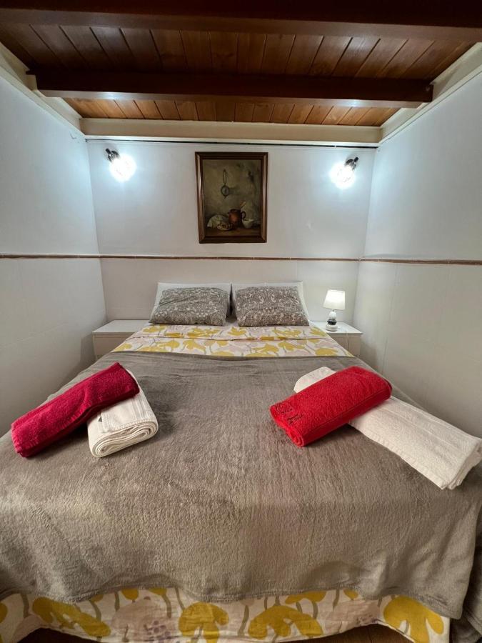 Airbhouse Private Rooms & Apartments Sevilla Eksteriør bilde