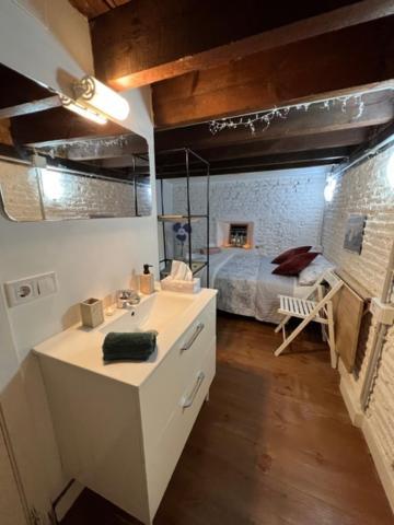 Airbhouse Private Rooms & Apartments Sevilla Eksteriør bilde